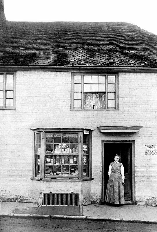 SHOP STOCKERS HILL.jpg